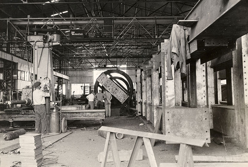 1960s. Interior of Seven Hills workshop.
