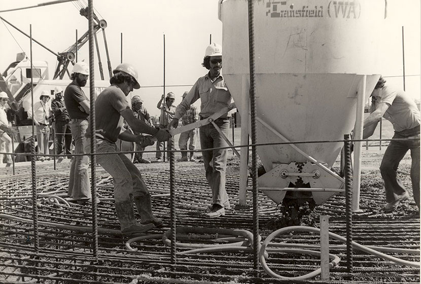 1992. Pouring concrete at Muja Power Station, Western Australia.