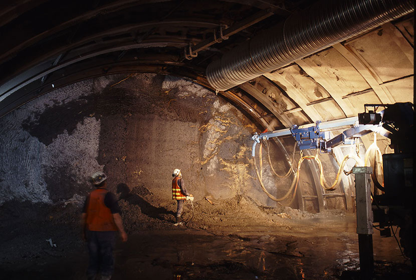 Melbourne City Link. Drilling in the Burnley Tunnel.